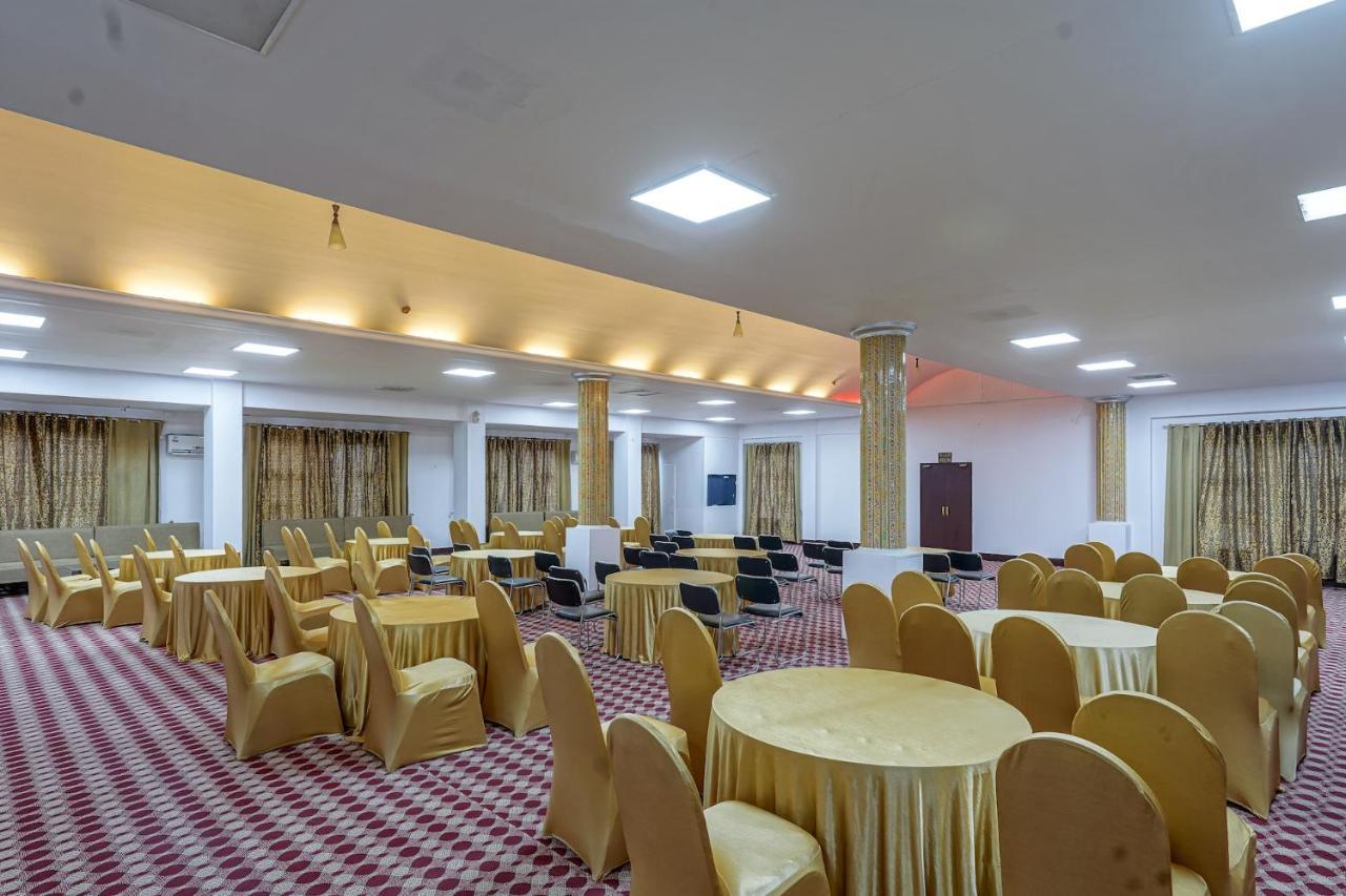 Hôtel The Chinar Srinagar Extérieur photo
